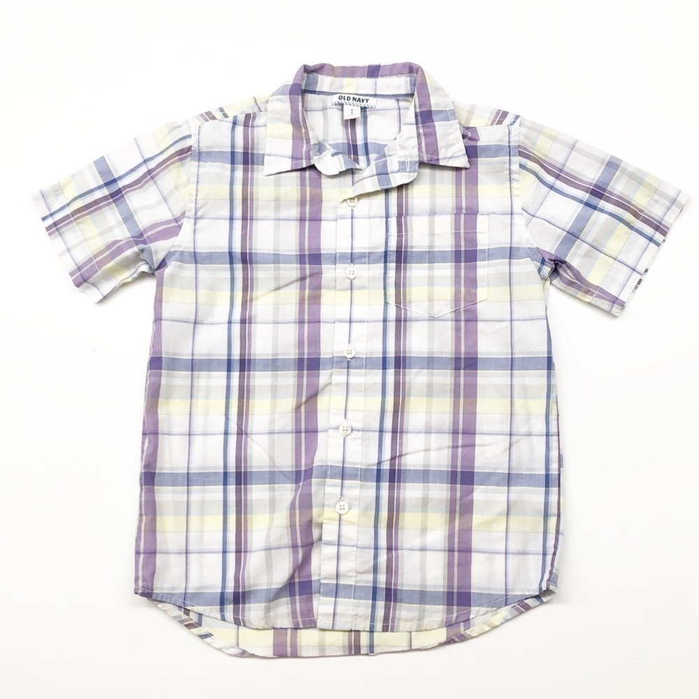 Old Navy plaid buttoned down shirt for boys